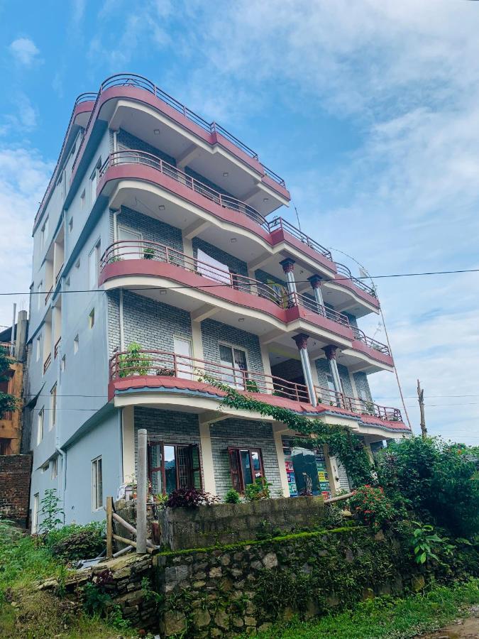 Hotel October Inn Pokhara Exterior photo