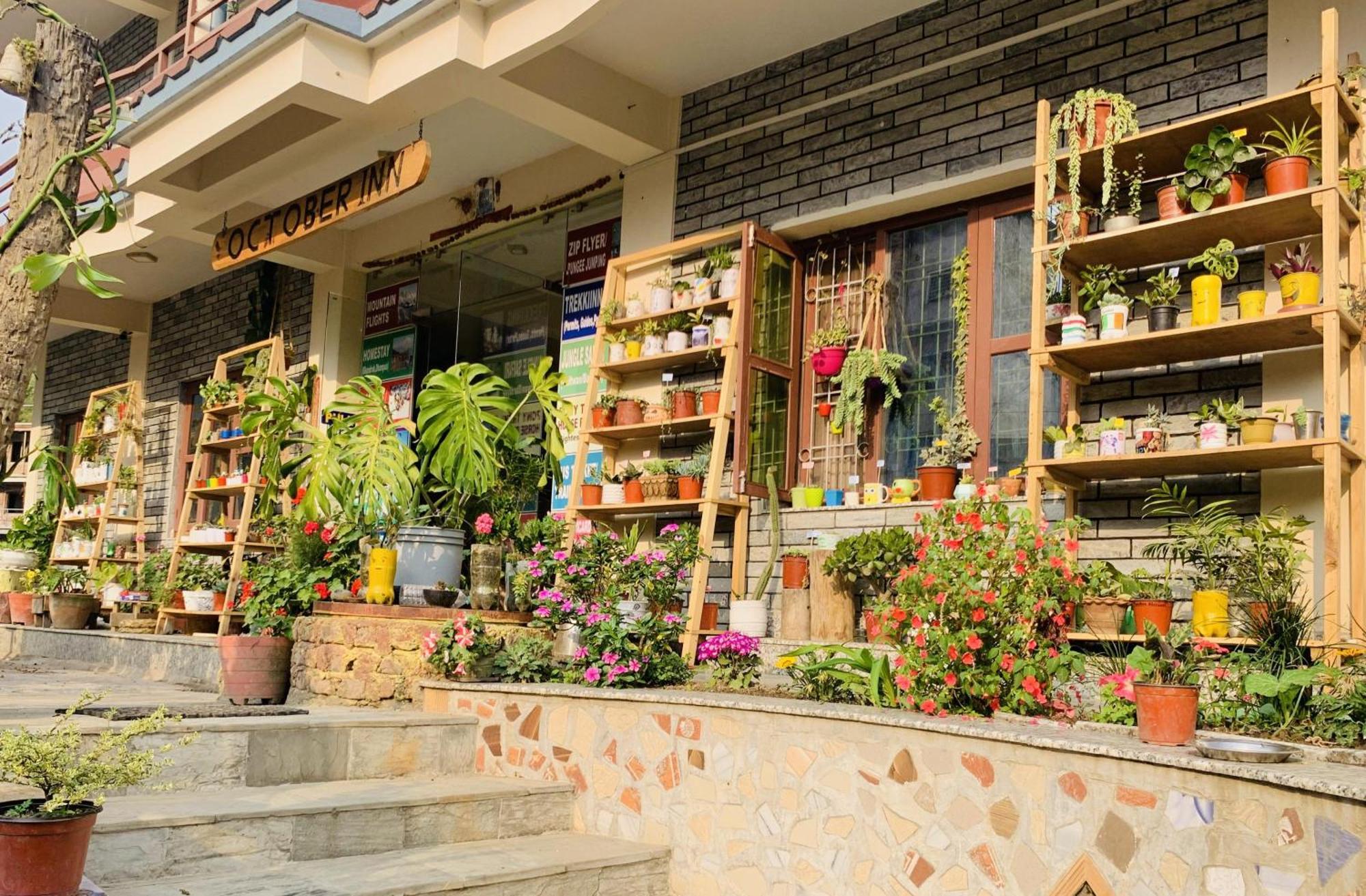 Hotel October Inn Pokhara Exterior photo